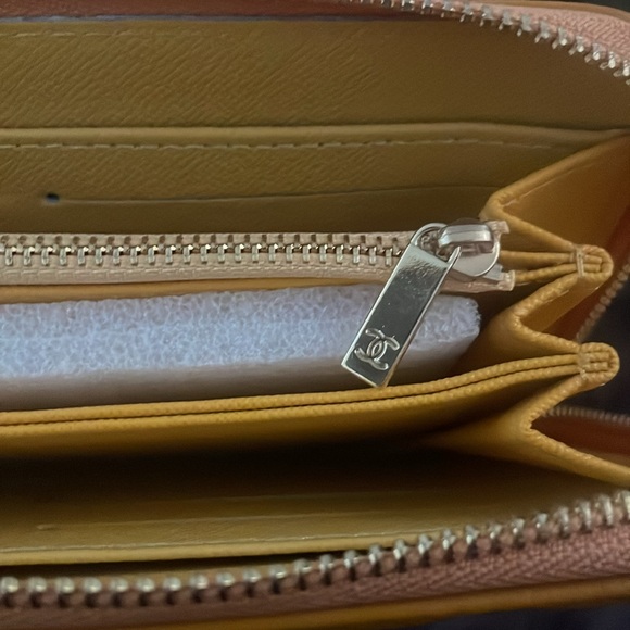 Wallet - Picture 6 of 6